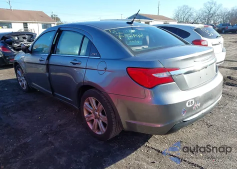 2013 Chrysler 200 Lx из США, поврежденный, VIN 1C3CCBAB0DN733128